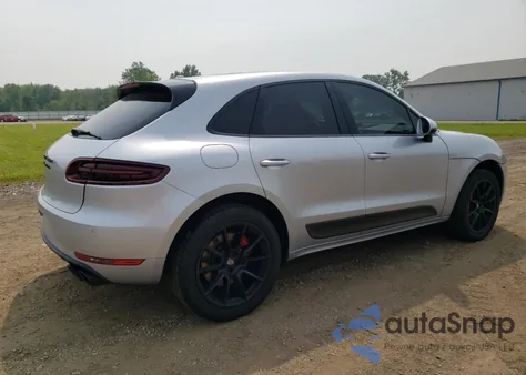 2015 Porsche Macan Turbo из США, поврежденный, VIN WP1AF2A59FLB47187